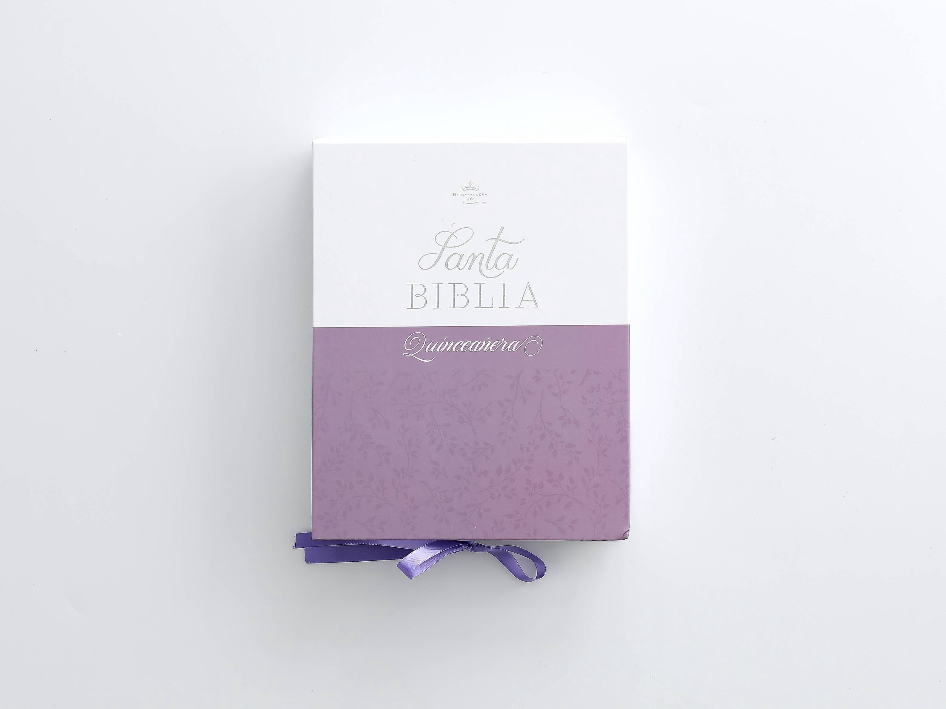 Biblia RVR60 Quinceañera Tamaño Portátil Lila/Blanco con caja de regalo